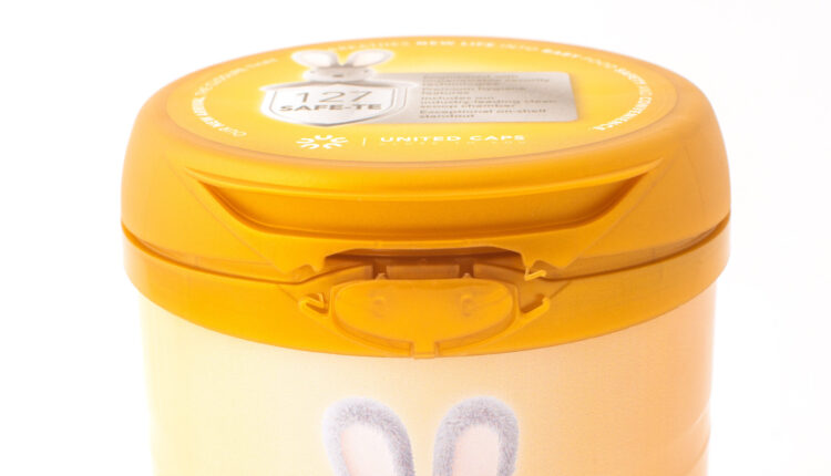 Designed specifically for the Asian market, this SAFE-TE closure for milk powder incorporates a number of innovations that contribute to convenience, hygiene and an assurance of safety for parents.