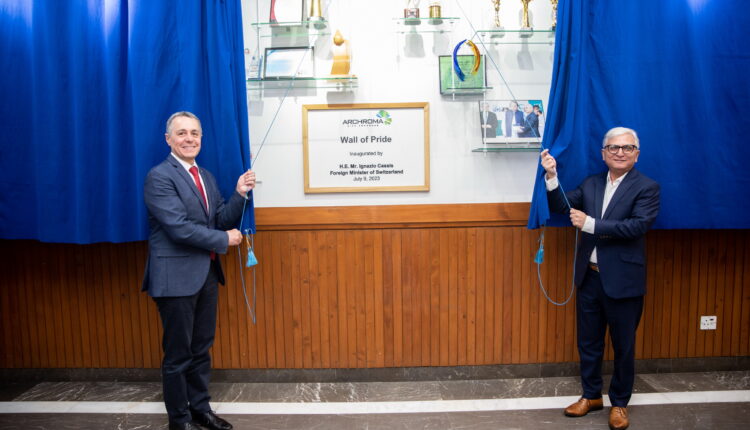 Foreign Minister of Switzerland H.E. Mr. Ignazio Cassis and CEO, Archroma Pakistan Mr. Mujtaba Rahim inaugurating "Archroma Wall of Pride".